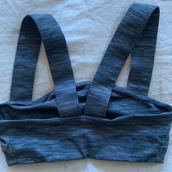 Outdoor Voices FreeForm Bra DISCONTINUED STYLE - Picture 2 of 4